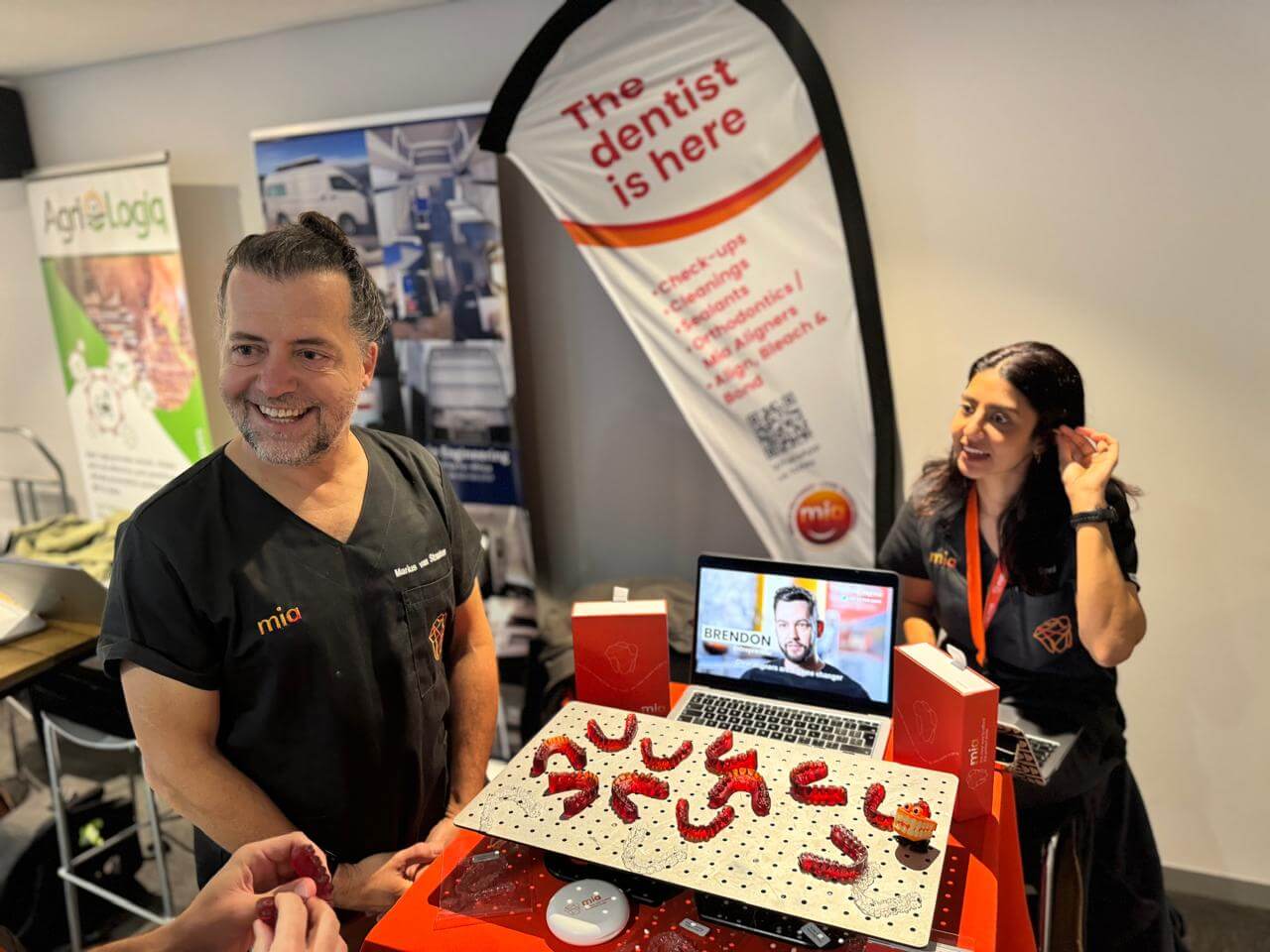 Image Showing Dentists Exhibiting Products